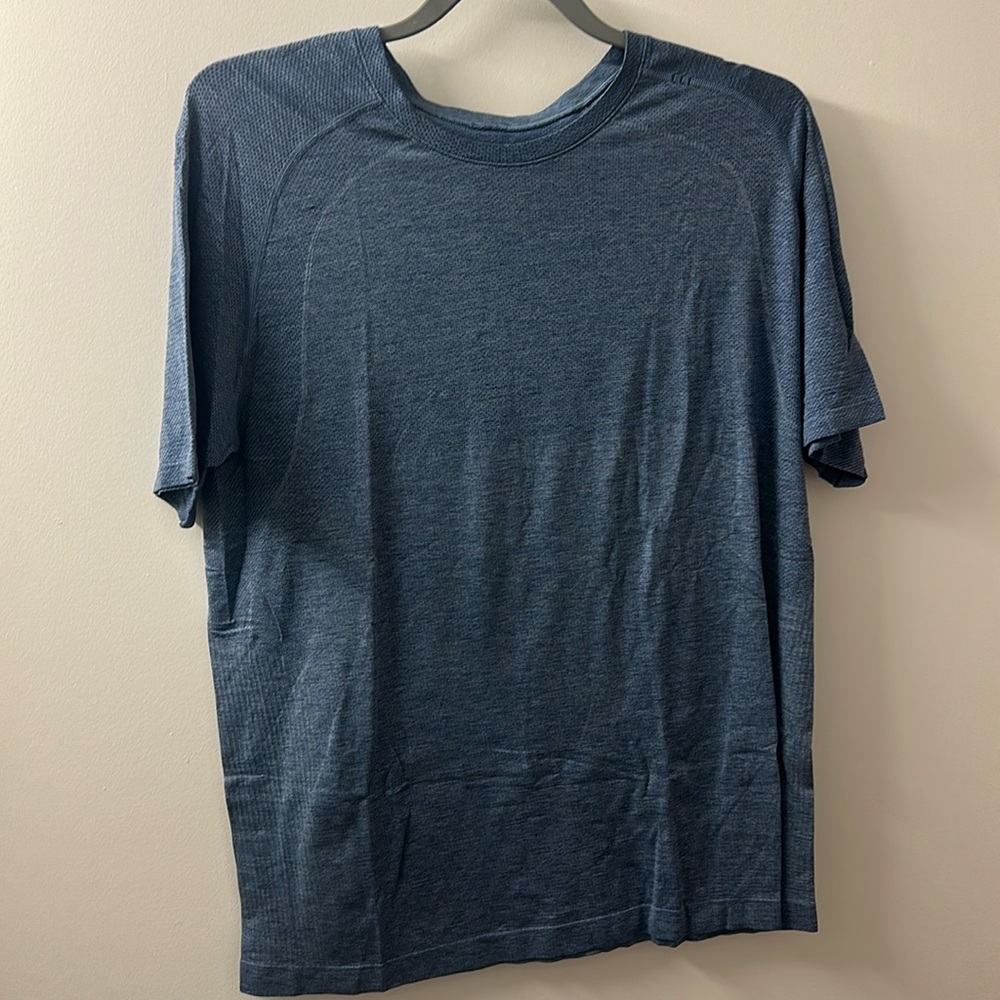 Lululemon Men’s Metal Vent Tech Short-Sleeve, Blue, Lg
